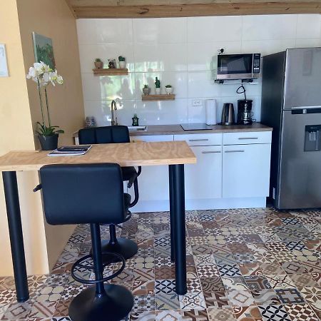 Cozy Studio With Private Spa Oranjestad Exterior foto