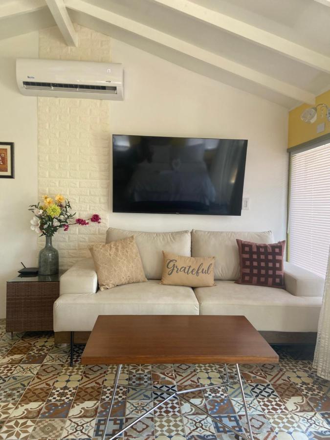 Cozy Studio With Private Spa Oranjestad Exterior foto